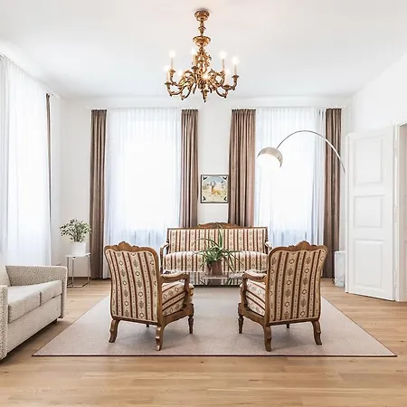 公寓 Sandwirth Palais Musil 克拉根福
